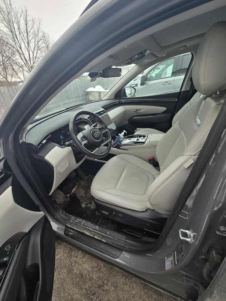 Used 2024 Hyundai Tucson Limited AWD/4WD image 3