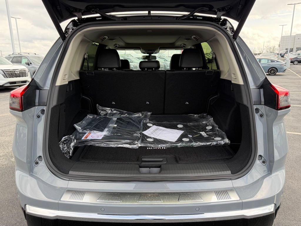 New 2026 Nissan Rogue Platinum w/ Platinum Premium Package AWD/4WD image 36