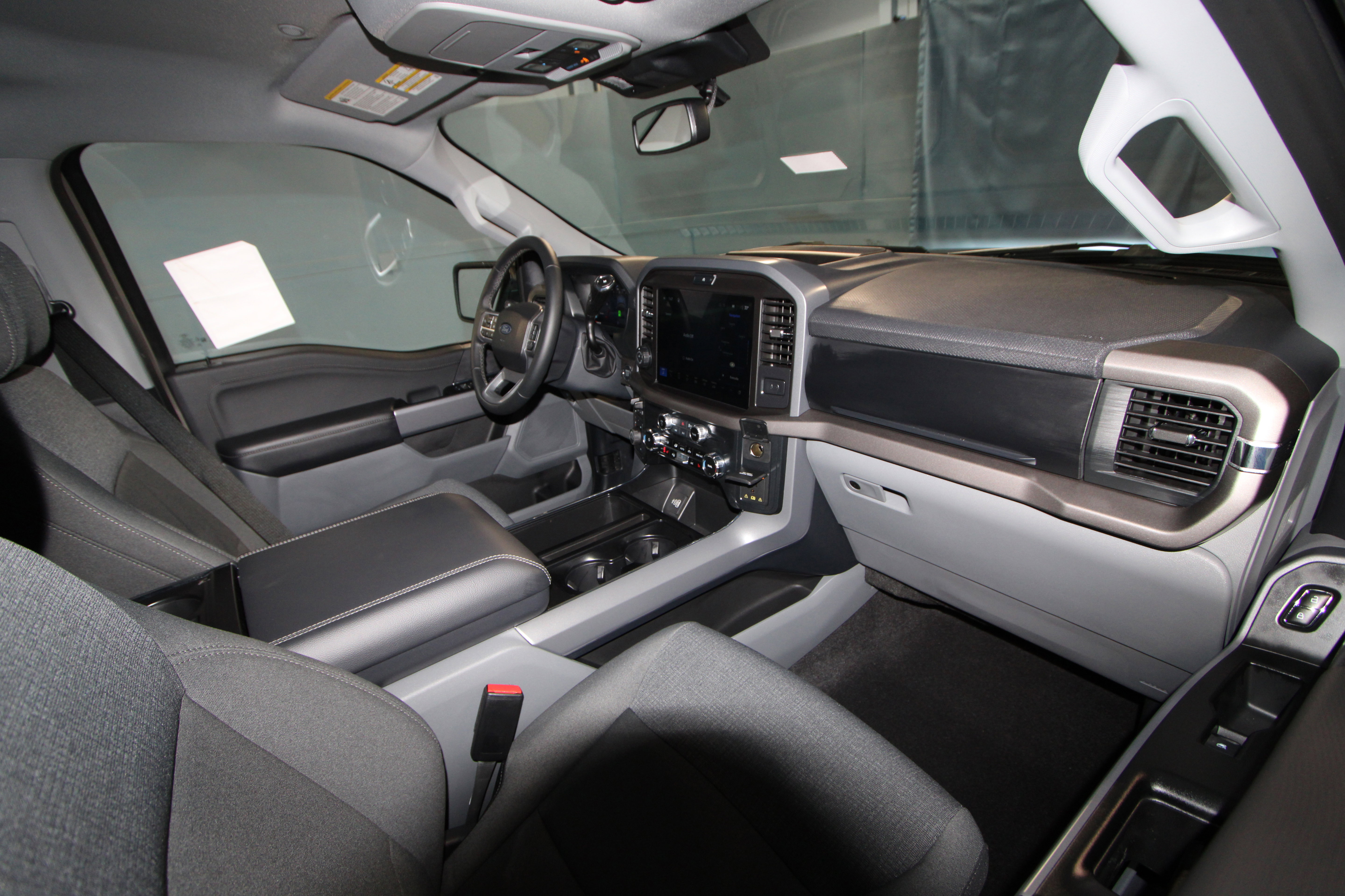 New 2026 Ford F150 XLT w/ Equipment Group 302A MID AWD/4WD image 17