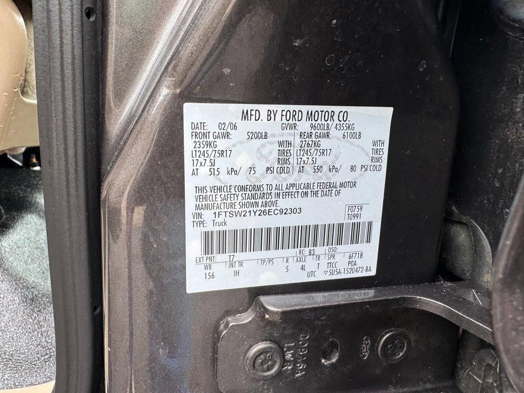 Used 2006 Ford F250 XL AWD/4WD image 25