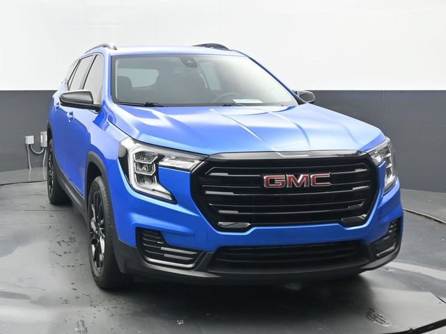 Used 2024 GMC Terrain SLE w/ Driver Convenience Package FWD image 21