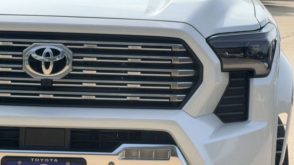 New 2026 Toyota Tacoma Limited AWD/4WD image 5