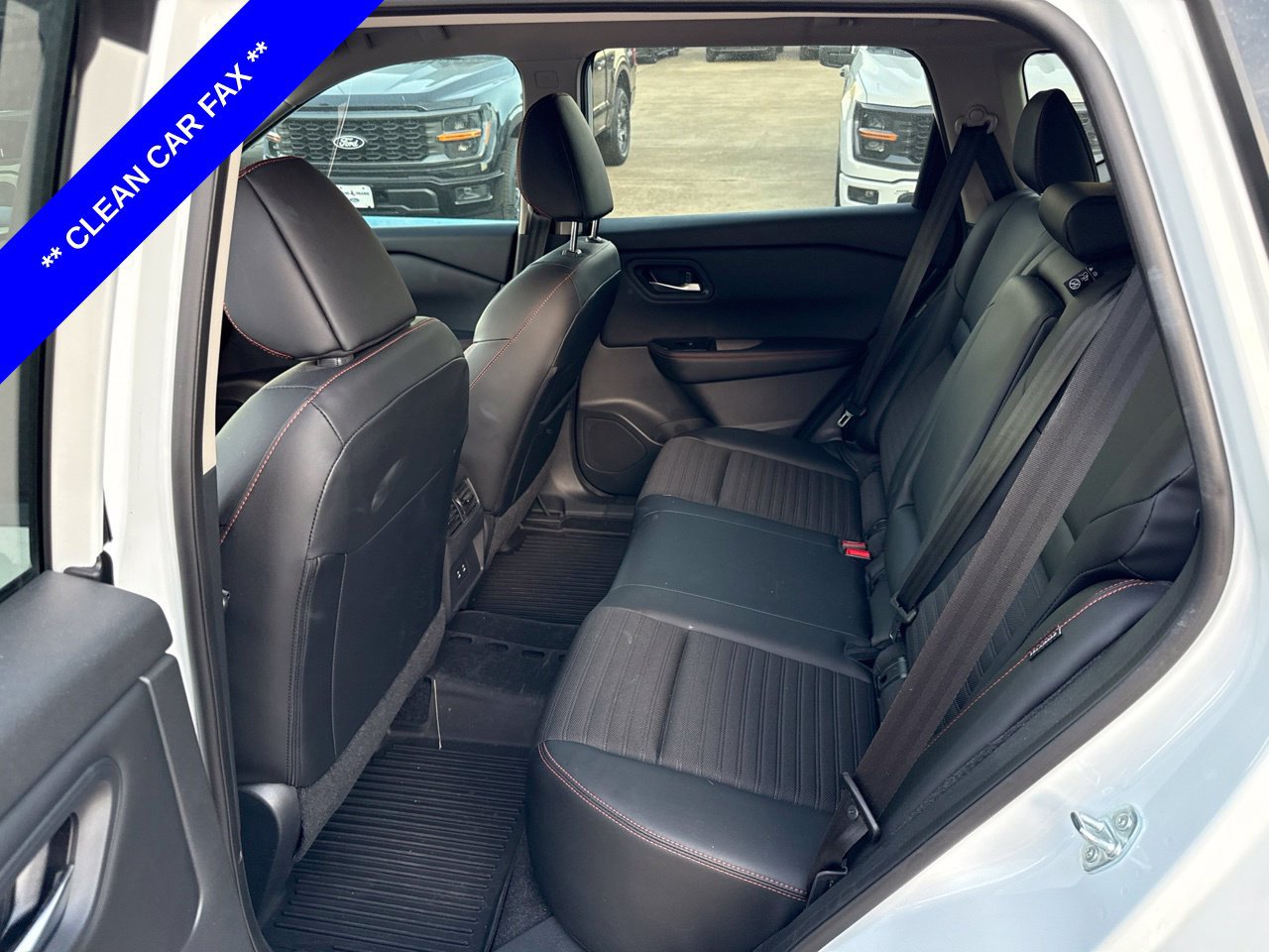 Used 2025 Nissan Rogue SV AWD/4WD image 6