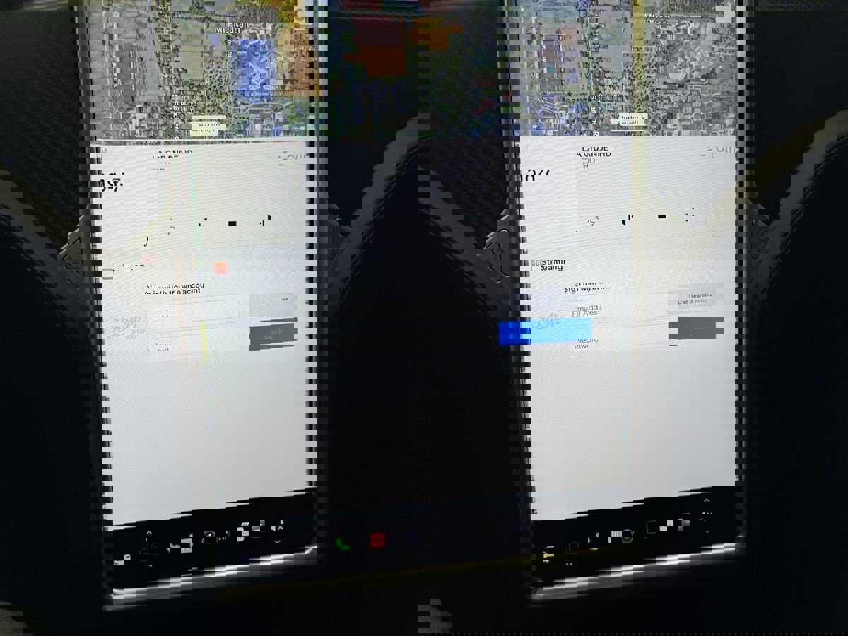 Used 2017 Tesla Model S 75D image 41