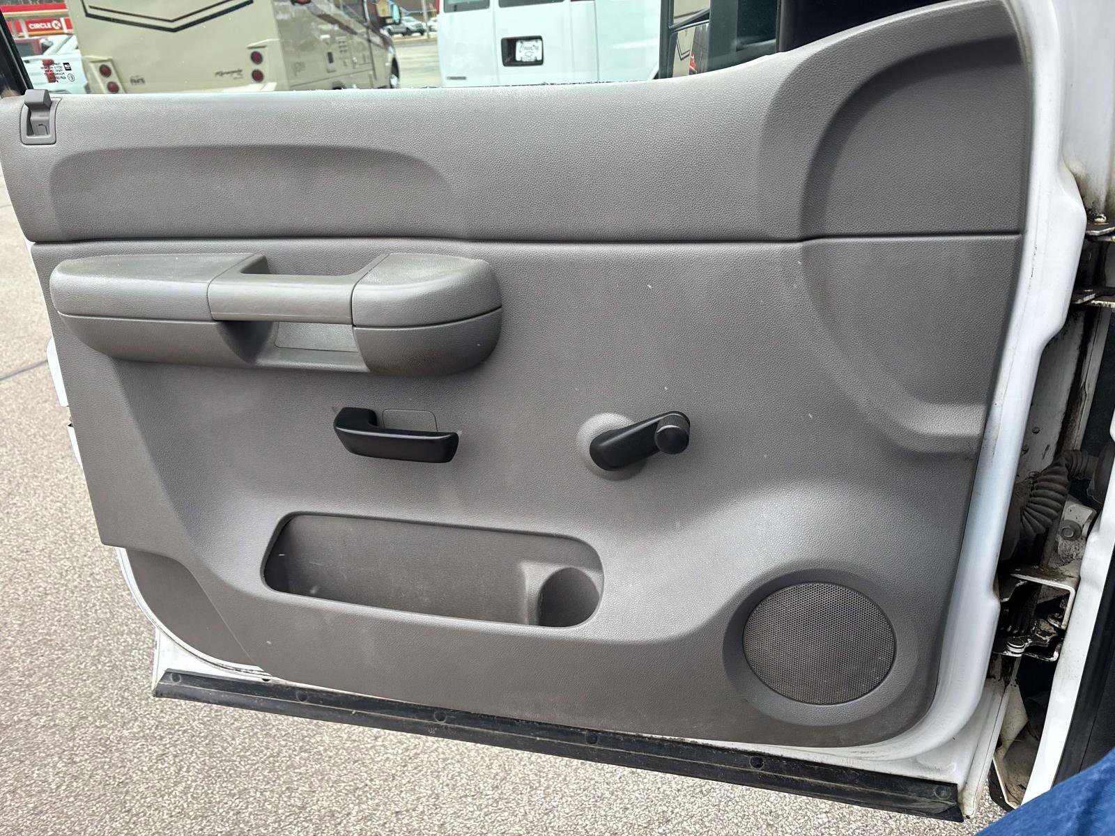 Used 2009 Chevrolet Silverado 3500 W/T image 13