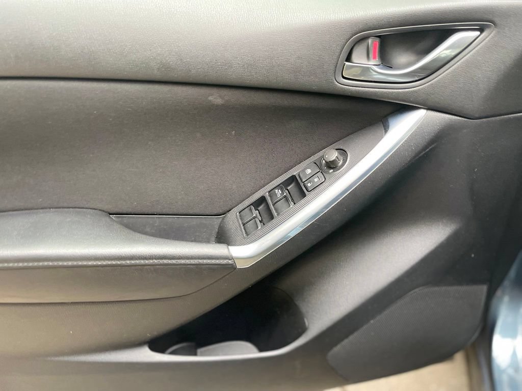 Used 2015 MAZDA CX-5 Touring FWD image 9
