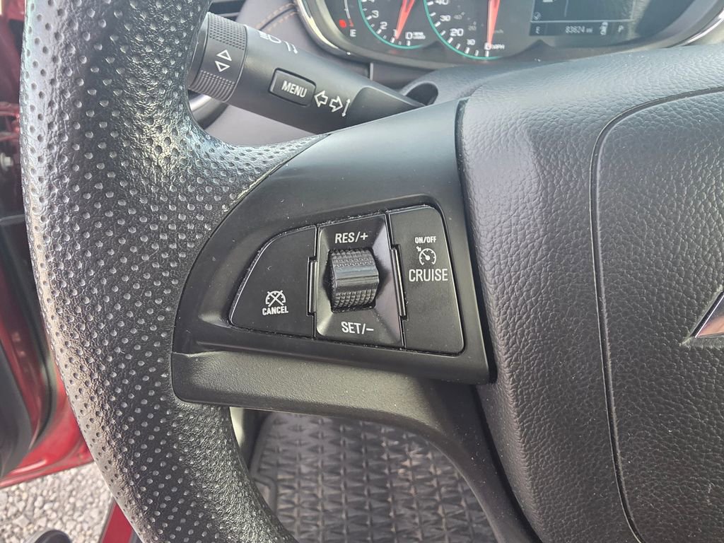 Used 2021 Chevrolet Trax LT image 16