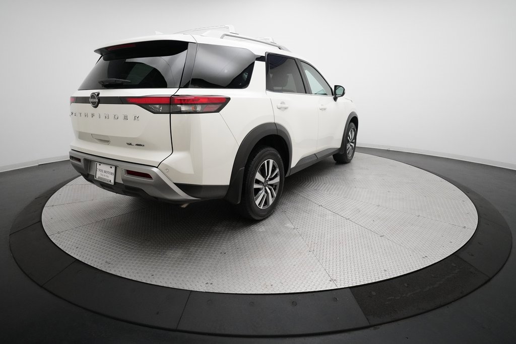 Certified 2024 Nissan Pathfinder SL image 36