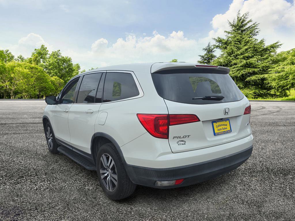 Used 2017 Honda Pilot EX image 5