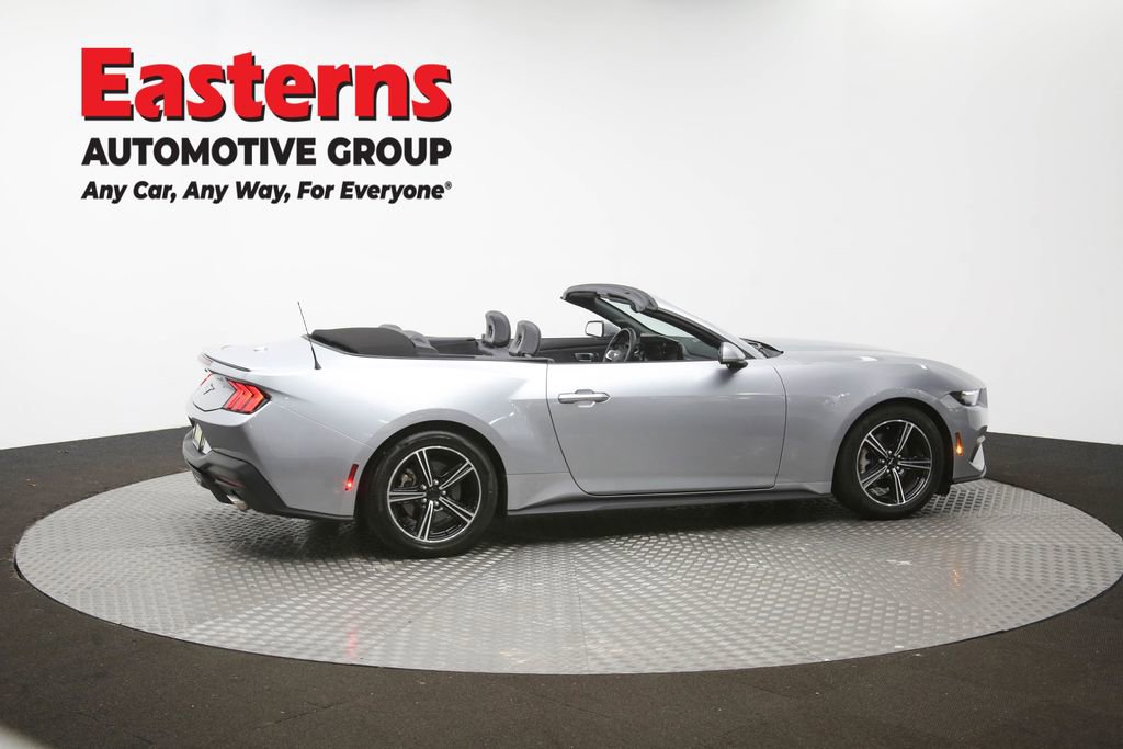 Used 2025 Ford Mustang Premium image 40