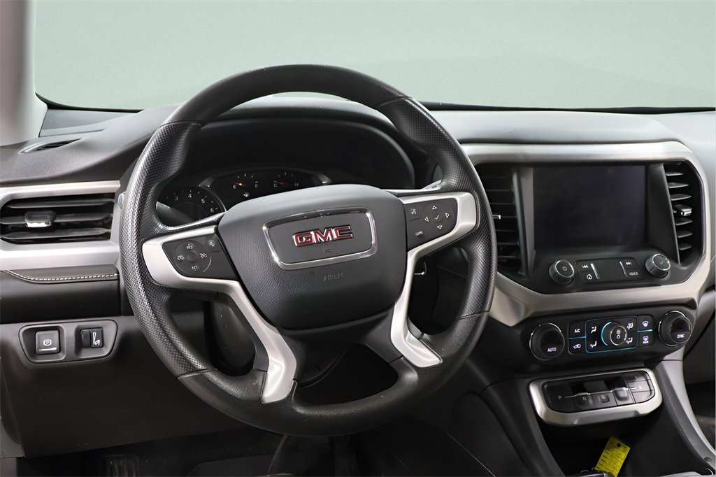 Used 2023 GMC Acadia SLE w/ Driver Convenience Package image 6