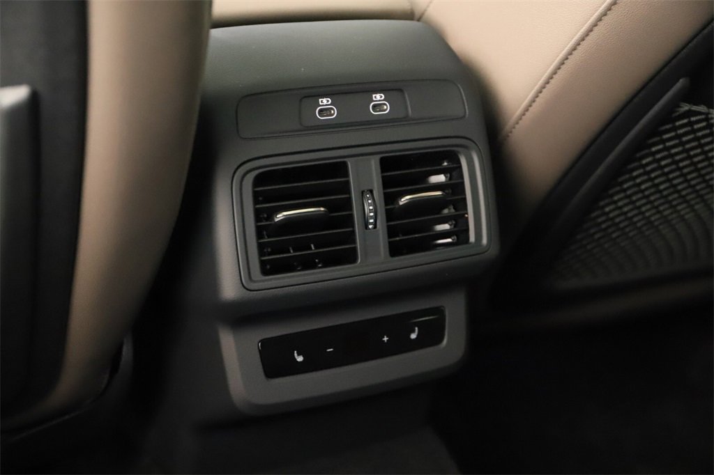 New 2025 Audi Q5 Prestige image 22
