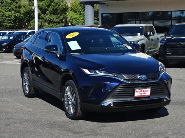 Certified 2023 Toyota Venza Limited AWD/4WD image 2