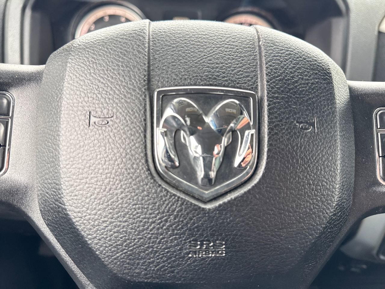 Used 2016 RAM 1500 Classic SLT image 29