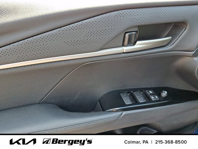 Used 2025 Toyota Camry XSE w/ Premium Plus Package AWD/4WD image 14