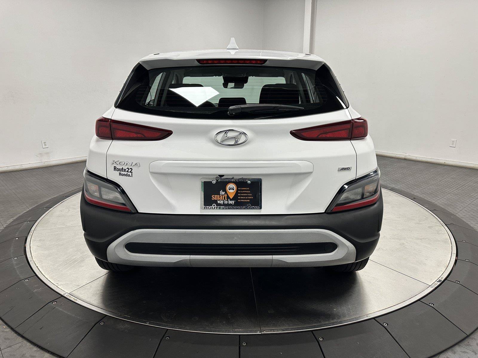 Used 2022 Hyundai Kona SE w/ Cargo Package AWD/4WD image 11