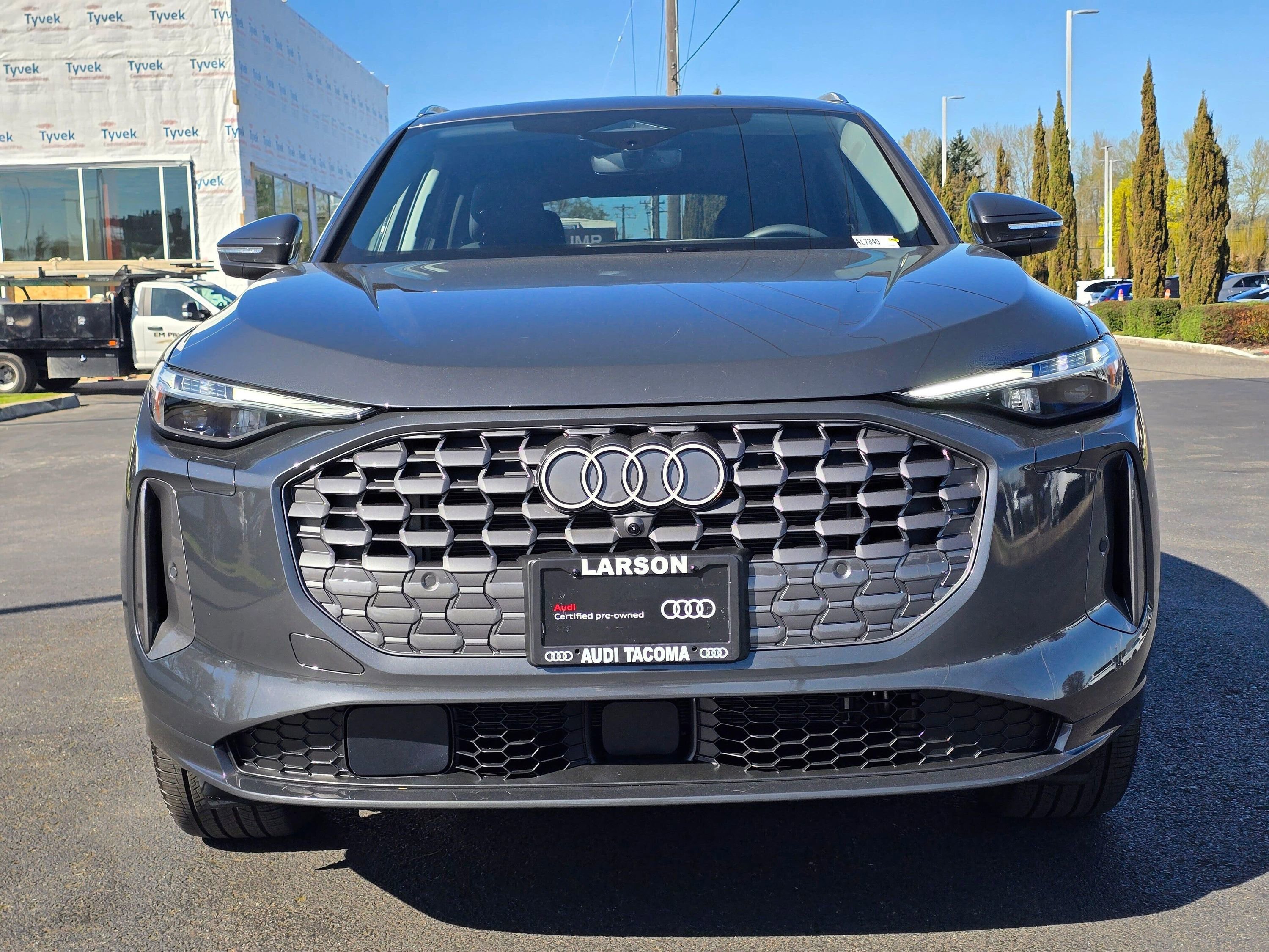 Certified 2025 Audi Q5 Premium Plus w/ Premium Plus AWD/4WD image 8