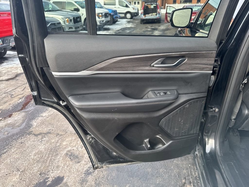 Used 2023 Jeep Grand Cherokee Limited image 36