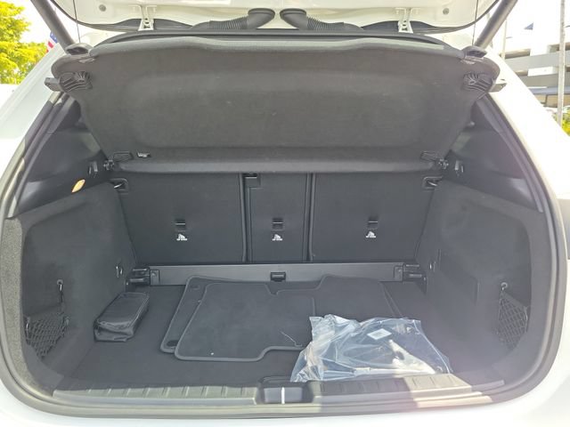 Used 2025 Mercedes-Benz GLA 250 image 8