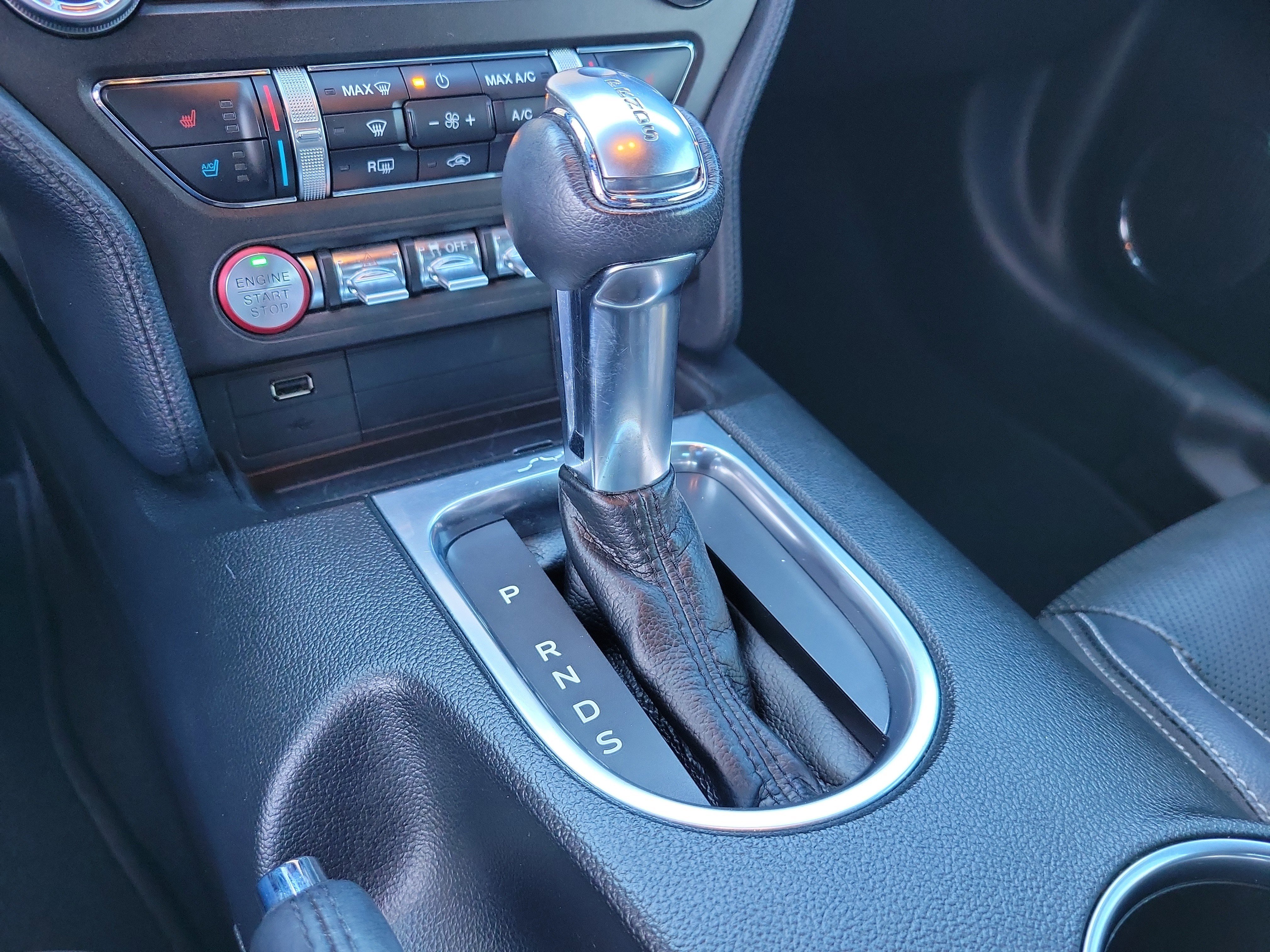 Used 2019 Ford Mustang GT Premium image 19