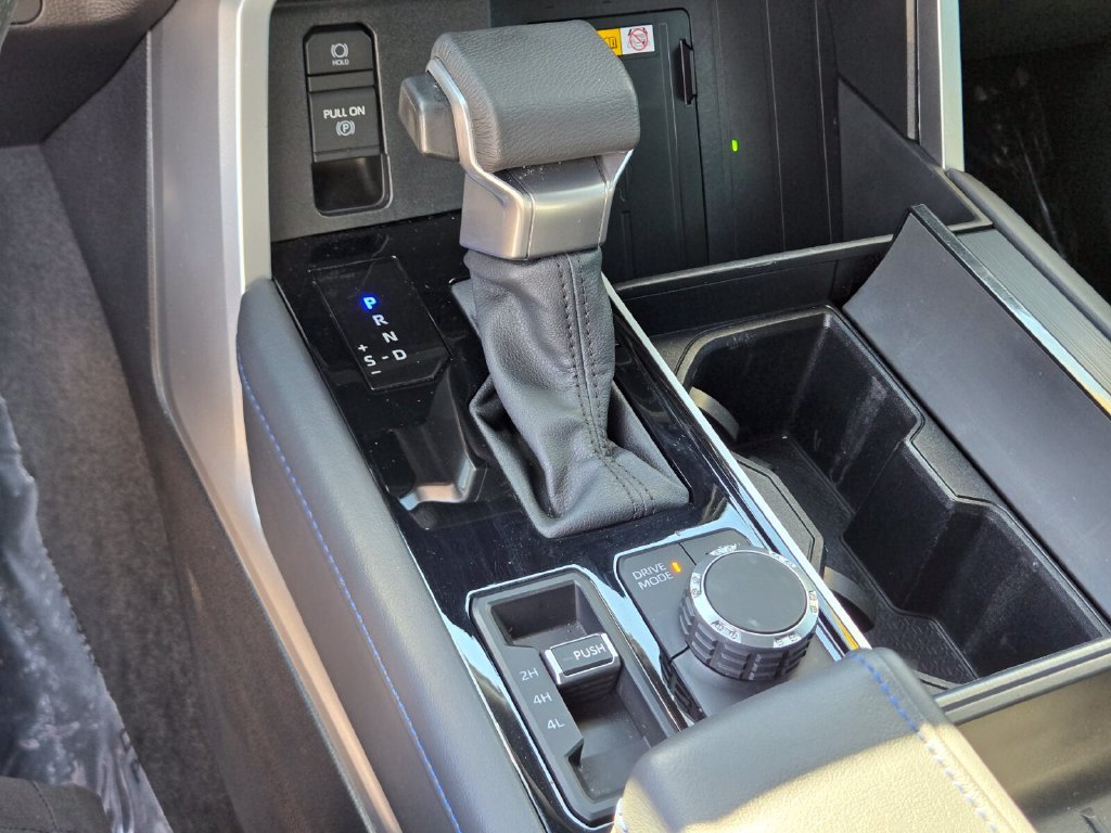 Used 2024 Toyota Sequoia Platinum AWD/4WD image 24