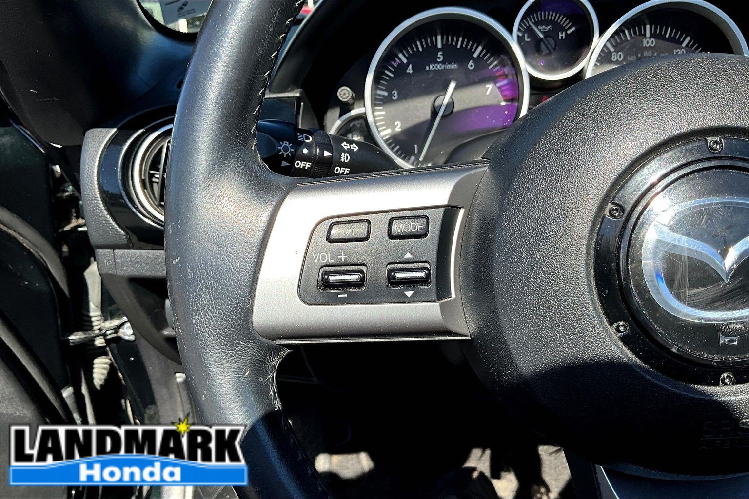 Used 2008 MAZDA MX-5 Miata Grand Touring RWD image 20