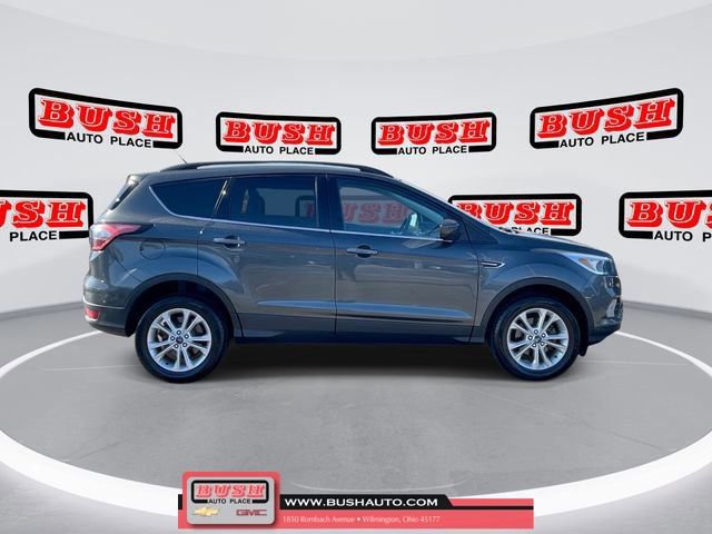 Used 2018 Ford Escape SE image 3