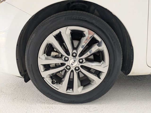 Used 2016 Kia Sedona SX Limited image 23