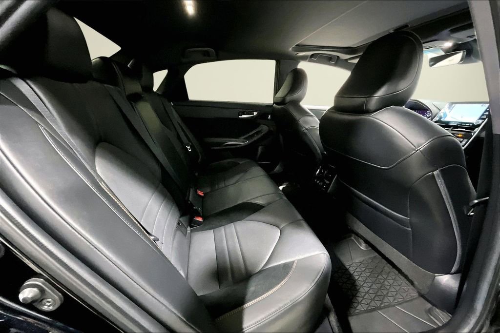 Used 2022 Toyota Avalon Touring w/ Advanced Safety Package image 24