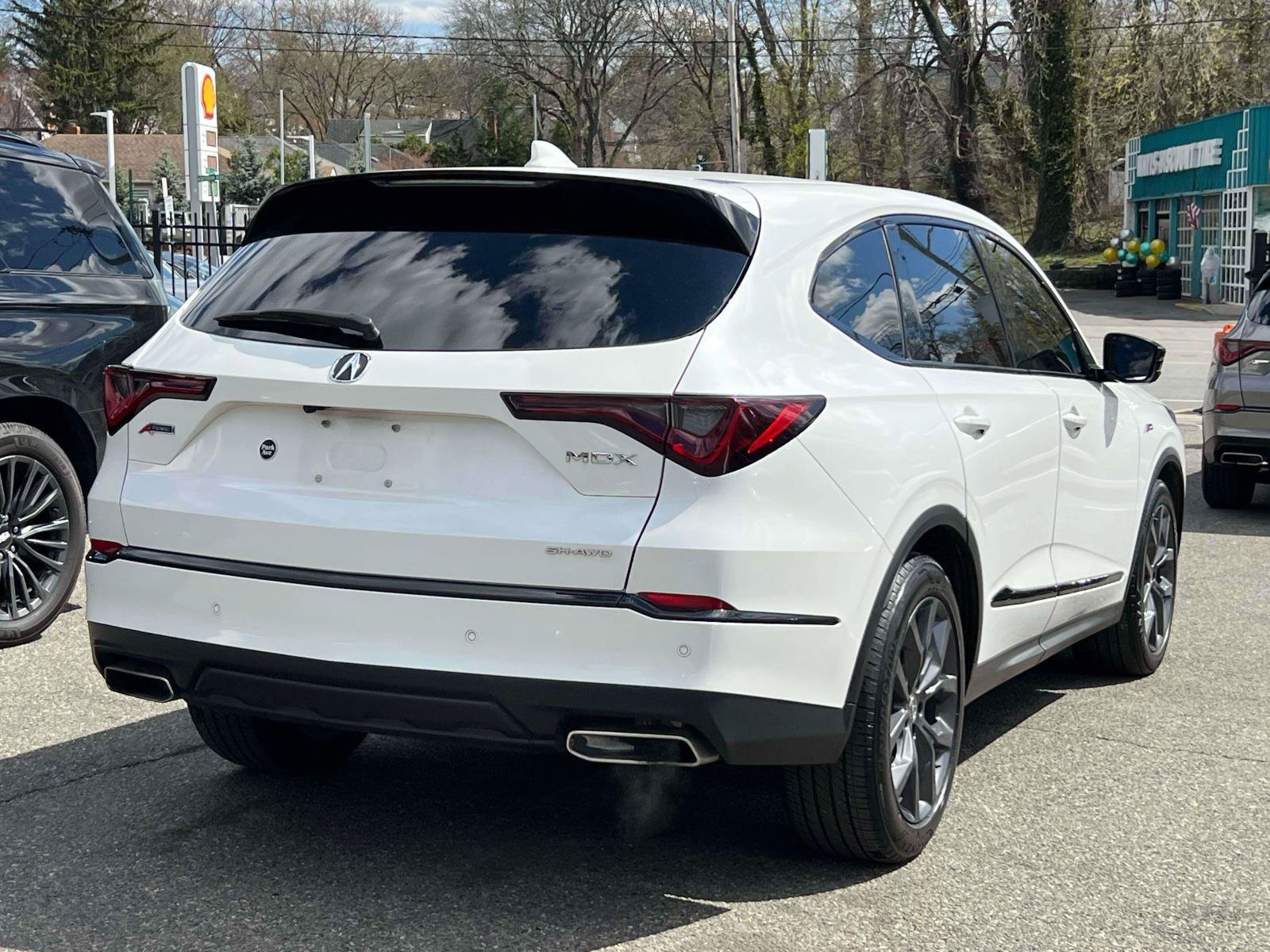 Used 2023 Acura MDX A-Spec AWD/4WD image 4