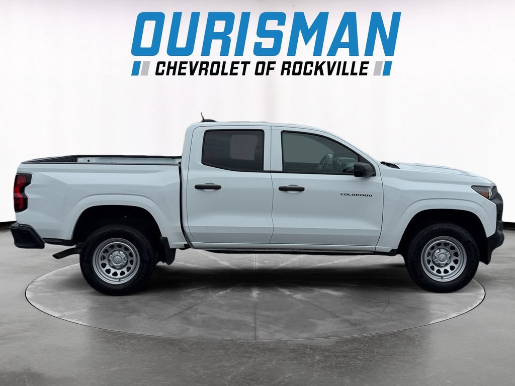 Used 2024 Chevrolet Colorado W/T RWD image 7
