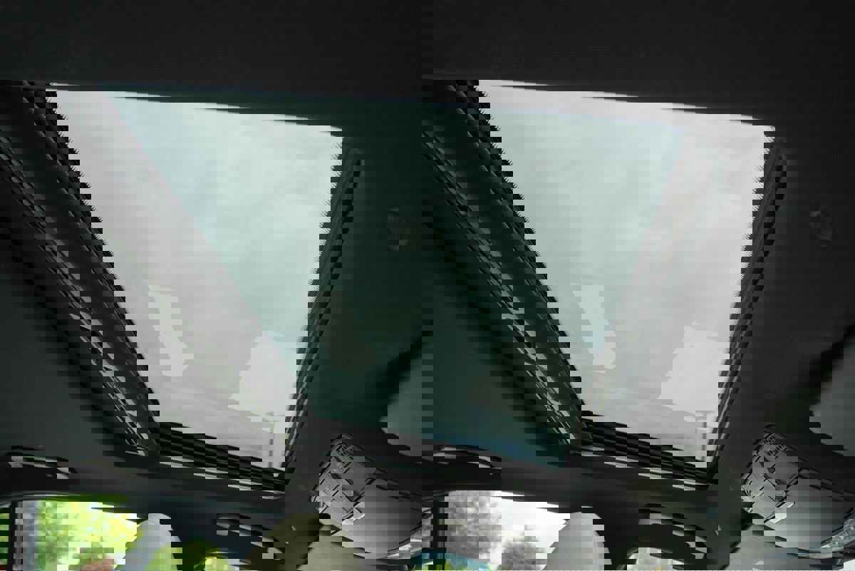 Used 2019 Mercedes-Benz E 300 image 12