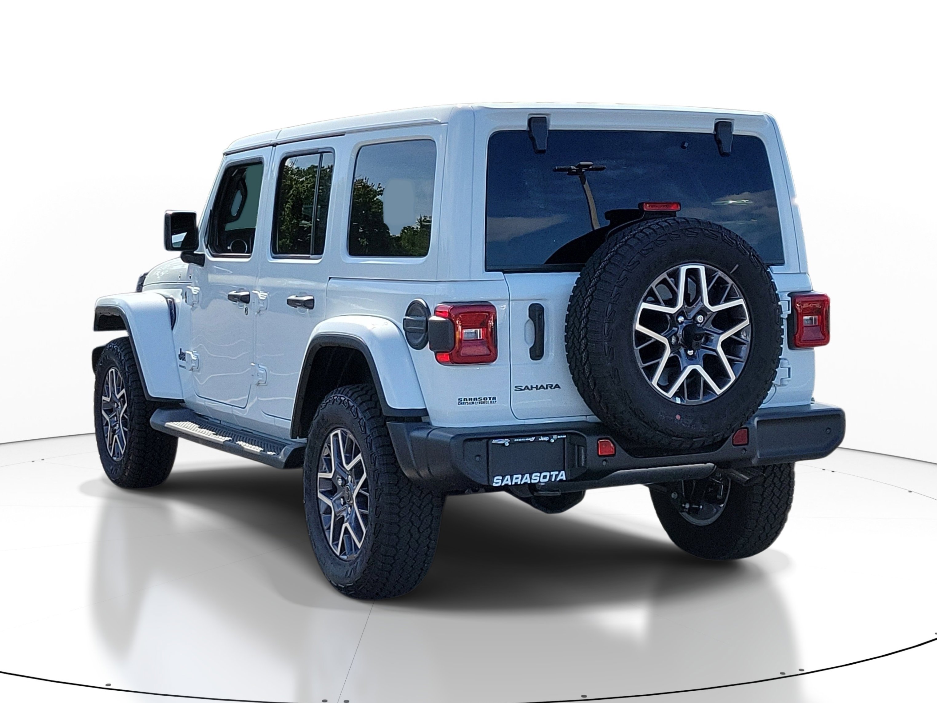 New 2026 Jeep Wrangler Unlimited Sahara AWD/4WD image 4