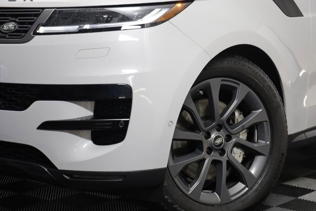 Certified 2025 Land Rover Range Rover Sport SE AWD/4WD image 3
