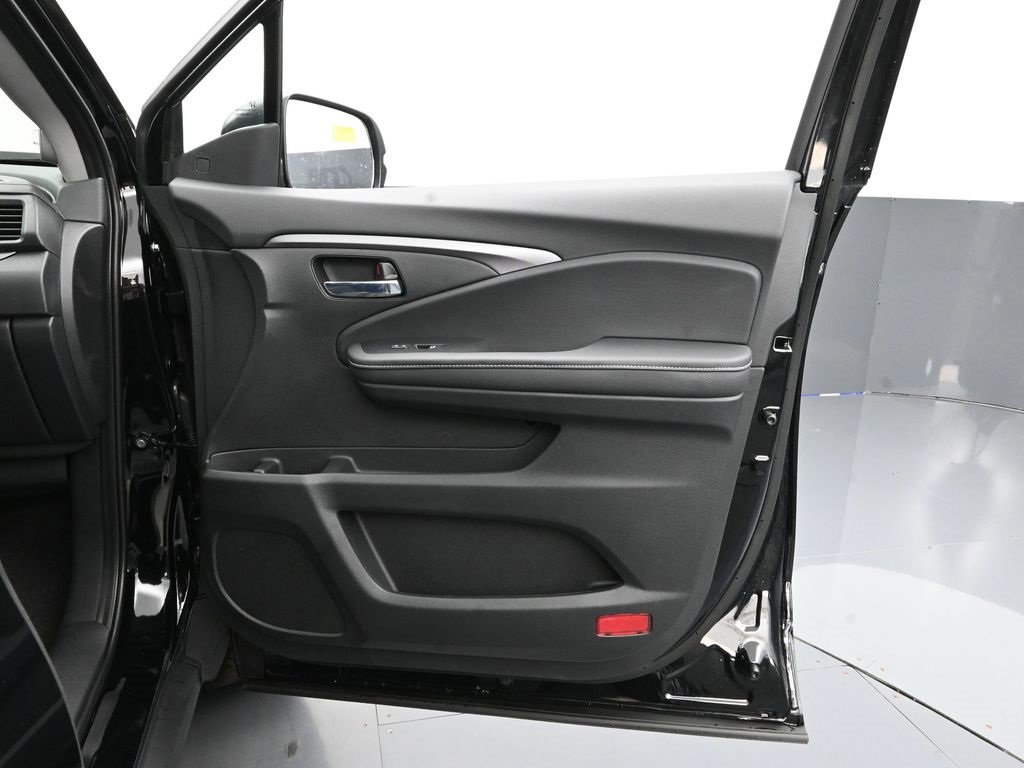 New 2025 Honda Ridgeline RTL image 41