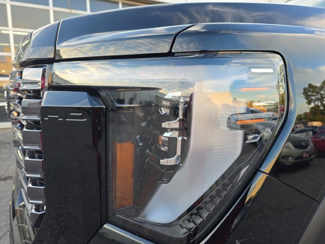 Used 2025 GMC Sierra 2500 Denali Ultimate w/ Max Trailering Package image 31