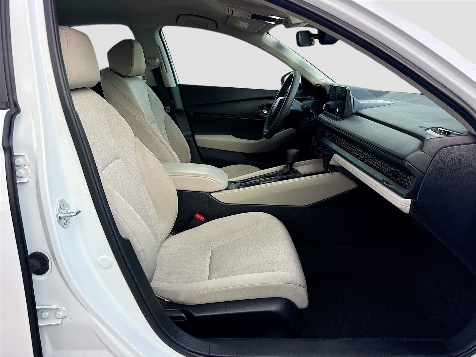 Certified 2024 Honda Accord LX image 29