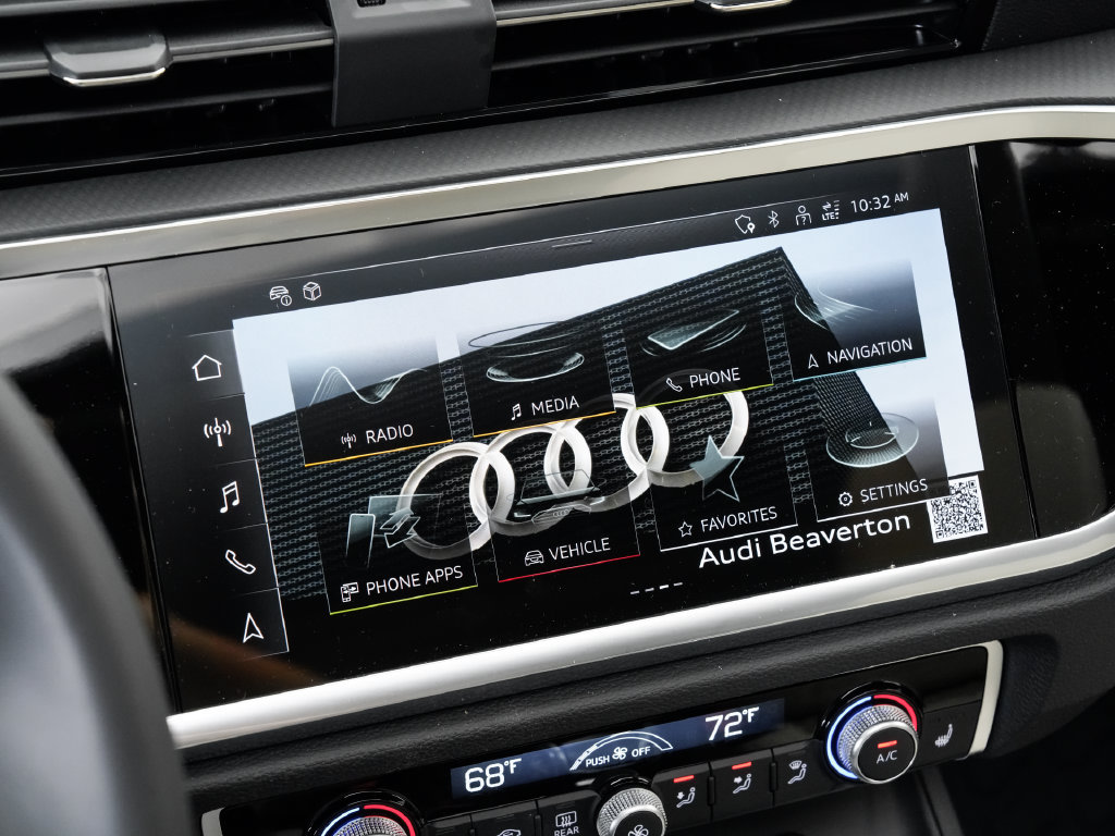 Certified 2025 Audi Q3 2.0T Premium Plus w/ Premium Plus Package AWD/4WD image 16