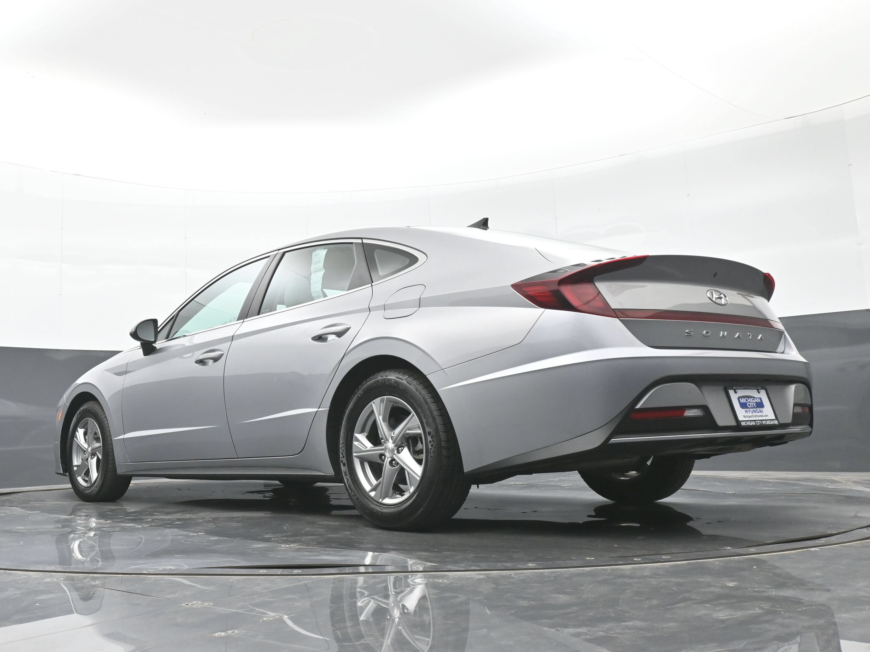Certified 2023 Hyundai Sonata SE w/ Cargo Package FWD image 37