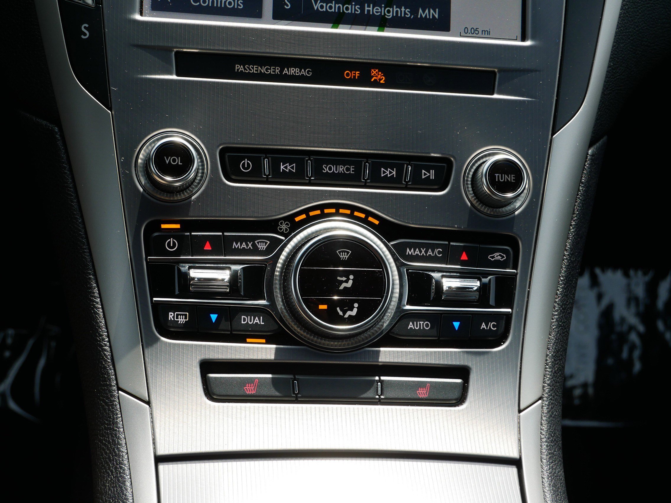 Used 2020 Lincoln MKZ w/ Convenience Package image 21