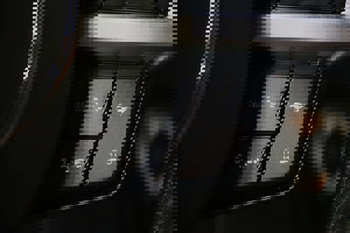 Used 2021 Ford Mustang Mach 1 w/ Mach 1 Handling Package RWD image 12