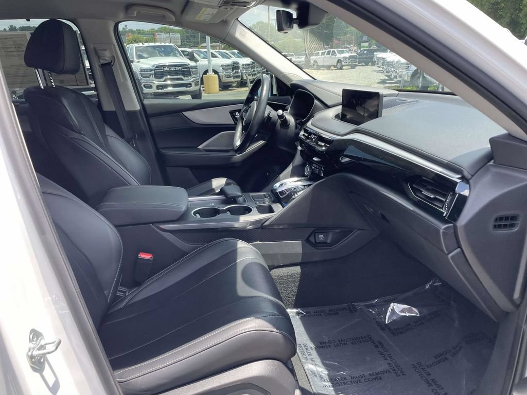 Used 2023 Acura MDX w/ Technology Package FWD image 15