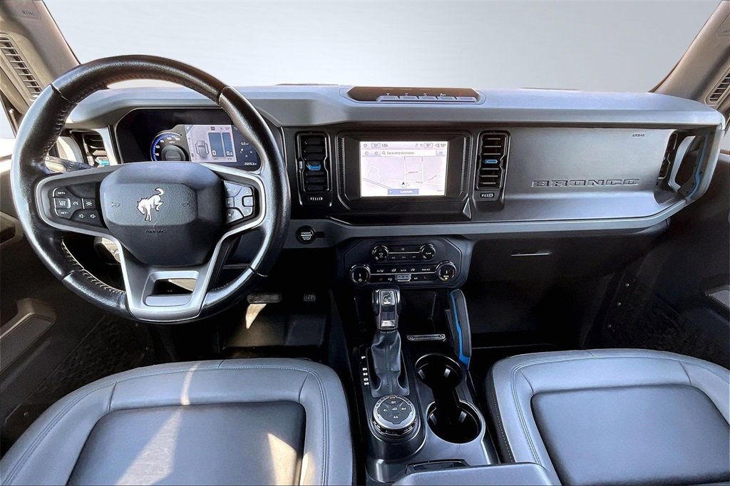 Used 2022 Ford Bronco Black Diamond w/ Sasquatch Package image 16