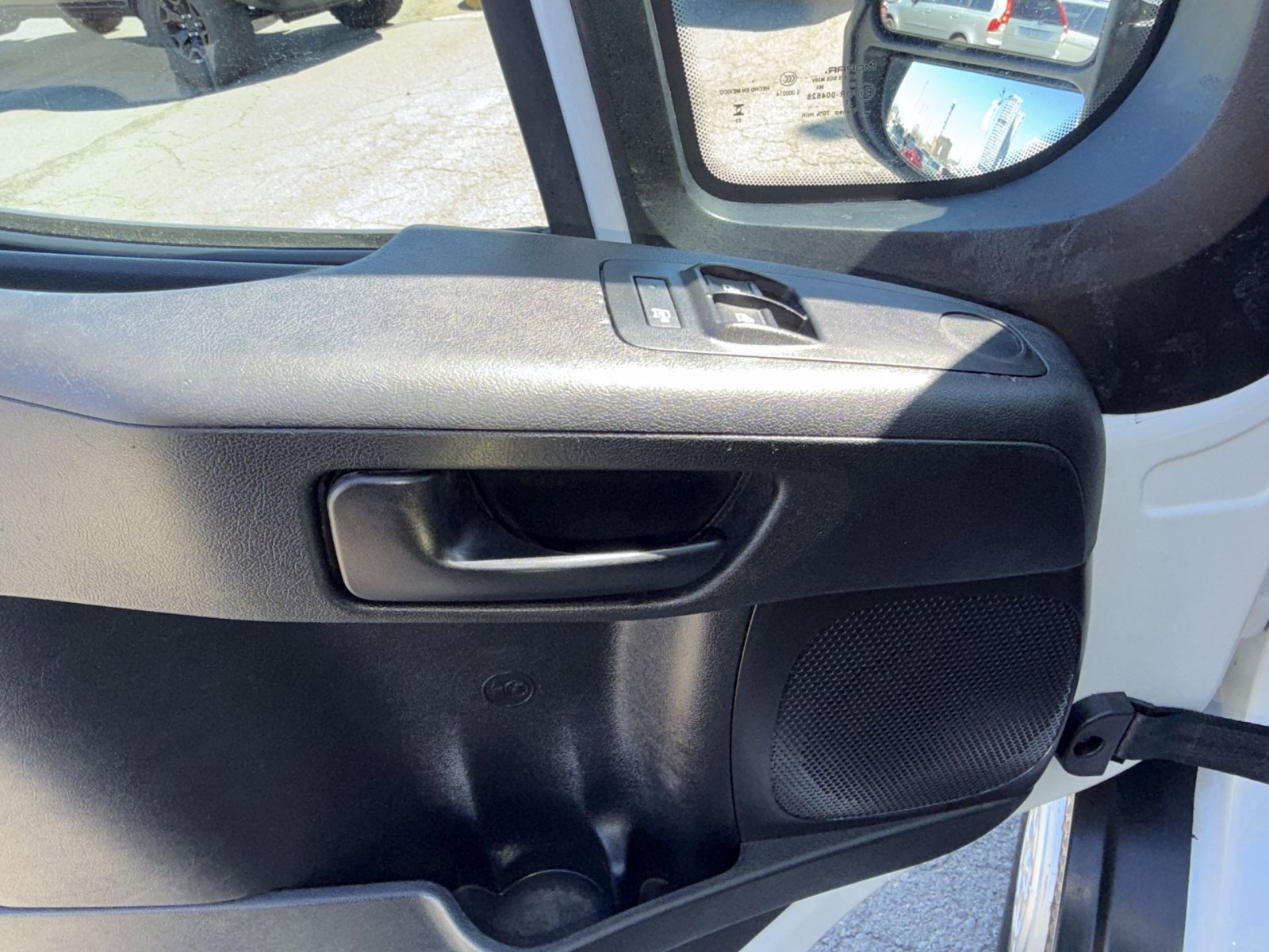 Used 2023 RAM ProMaster 2500 image 15