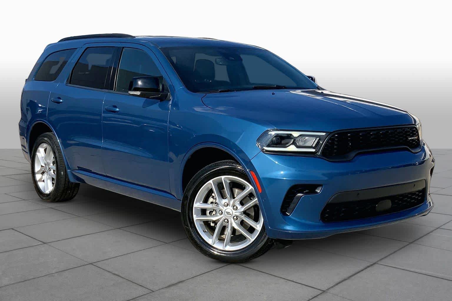 Used 2025 Dodge Durango GT AWD/4WD image 3