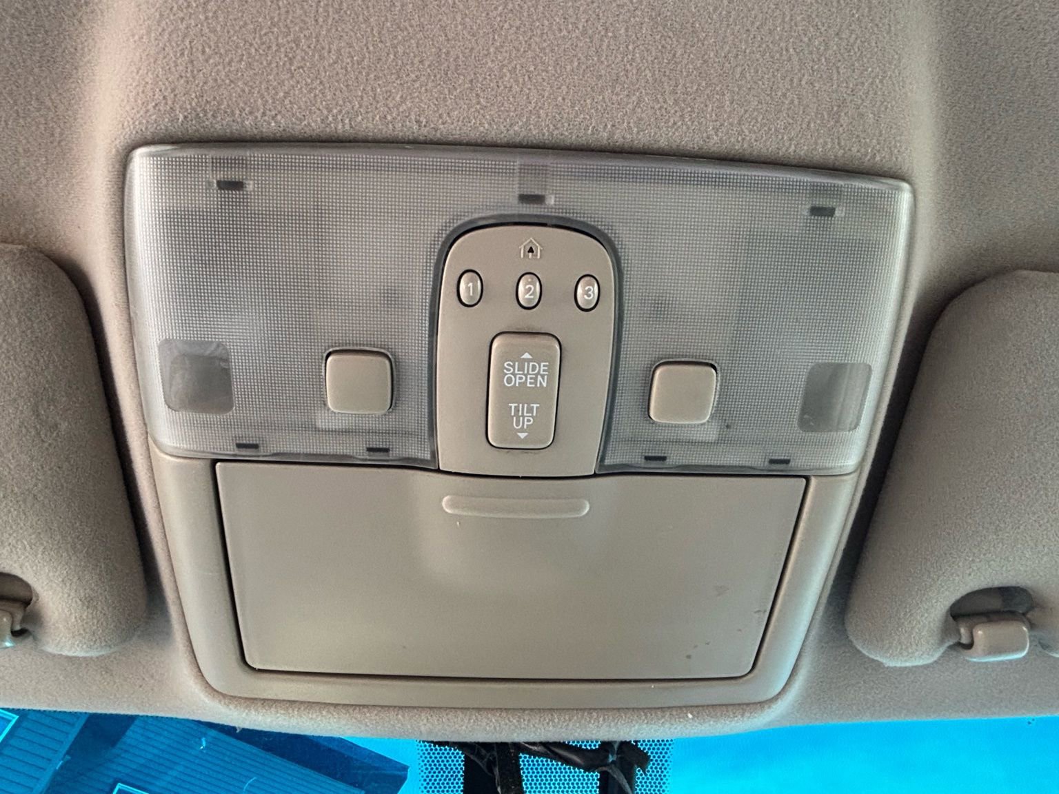Used 2004 Lexus ES 330 image 18