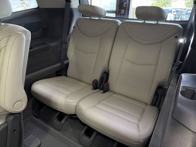 Used 2023 Cadillac XT6 Premium Luxury w/ LPO, Floor Liner Package AWD/4WD image 25