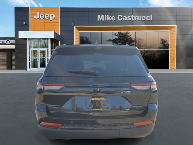 New 2025 Jeep Grand Cherokee Limited w/ Luxury Tech Group II image 4