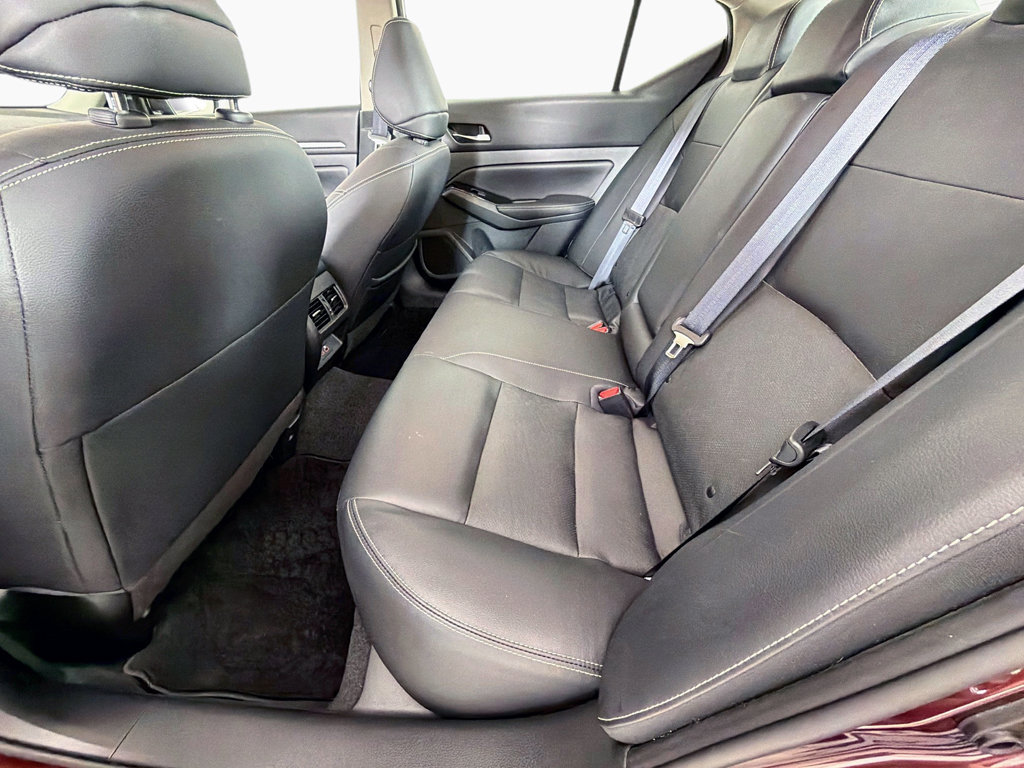 Used 2024 Nissan Altima 2.5 SL FWD image 27