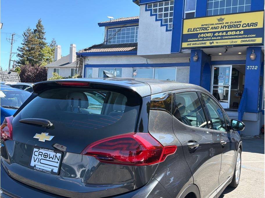 Used 2017 Chevrolet Bolt LT FWD image 31